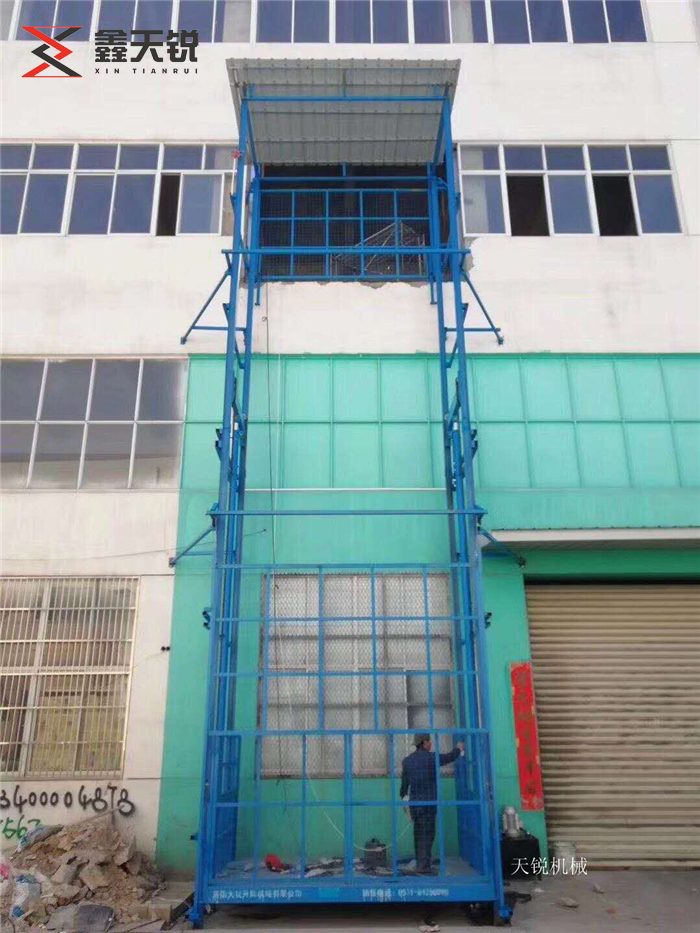 达州室外导轨式升降机